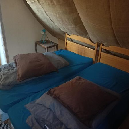 Kermaravel, le petit manoir en bord de mer. Saint-Pol-de-Léon Extérieur photo