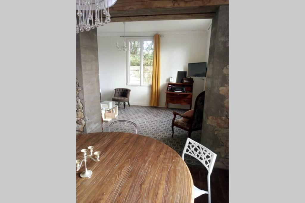 Kermaravel, le petit manoir en bord de mer. Saint-Pol-de-Léon Extérieur photo