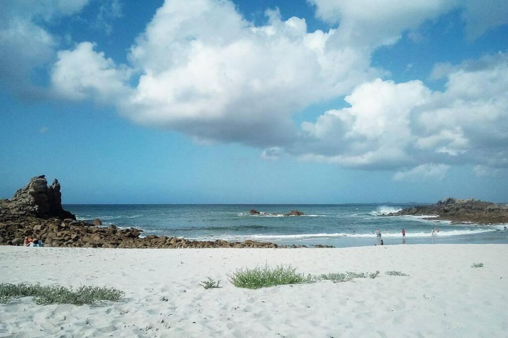 Kermaravel, le petit manoir en bord de mer. Saint-Pol-de-Léon Extérieur photo